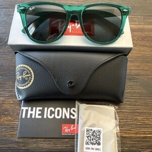 Ray-Ban Green Sunglasses